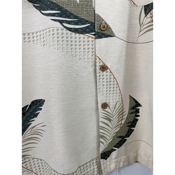 St. John's Bay Mens Size XL Washable Silk Tan Green Tropical Short Sleeve Shirt - Picture 5 of 8